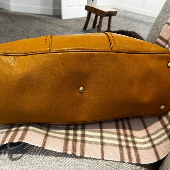 YSL Muse Large Tote in Camel Leather – Authentic Vintage “It” Bag - Picture 9 of 11